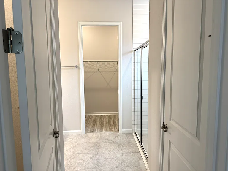 6 Blue Grotto Pl — Photo 23