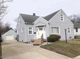 117 Bauman Ave, Clawson, MI 48017
