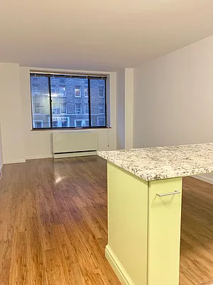 Rented by Compass | media 28