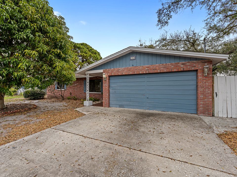 1st image of 1363 Essex Dr