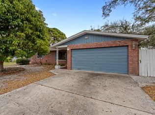 1363 Essex Dr, Clearwater, FL 33756