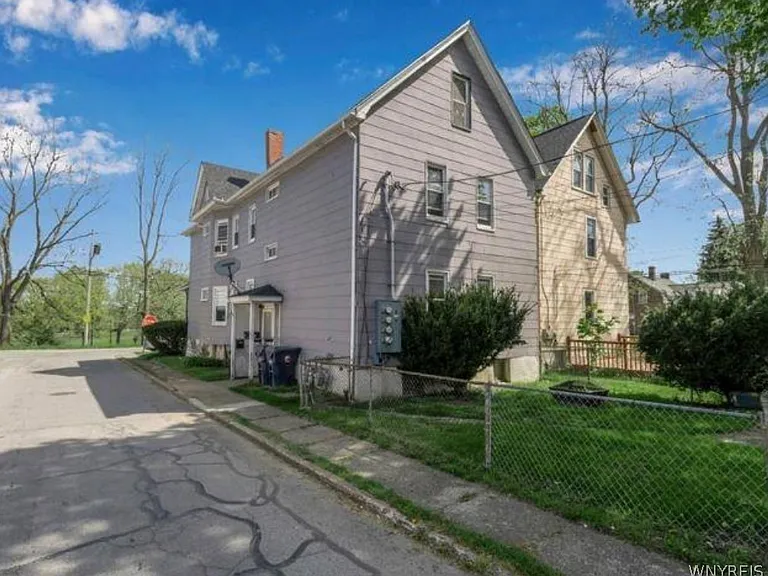 13 Nason Pkwy — Photo 3