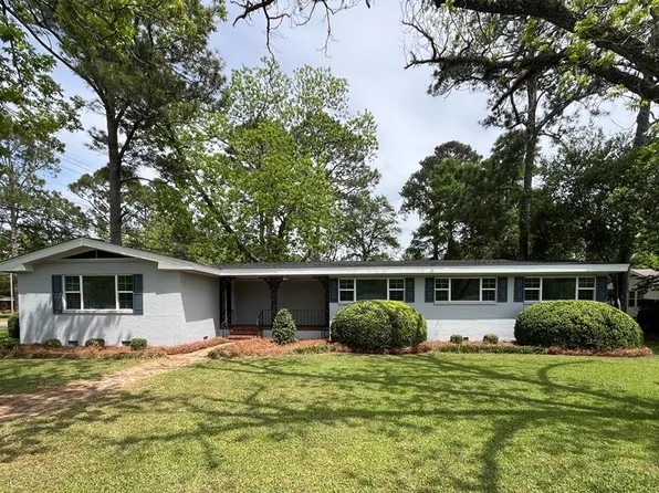 2410 Greenwood Dr, Albany, GA 31707