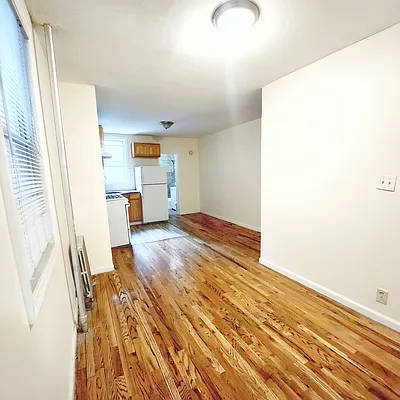 Rented by MAC Realty NY | media 6