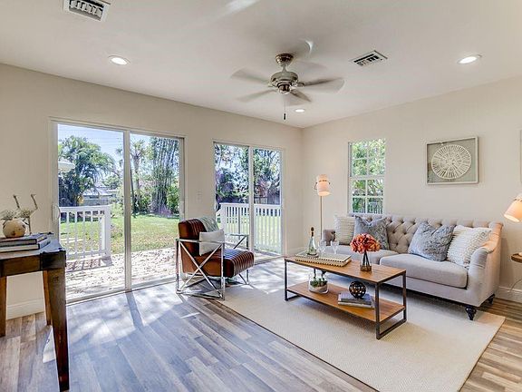 5th image of 1540 SW 32nd Street