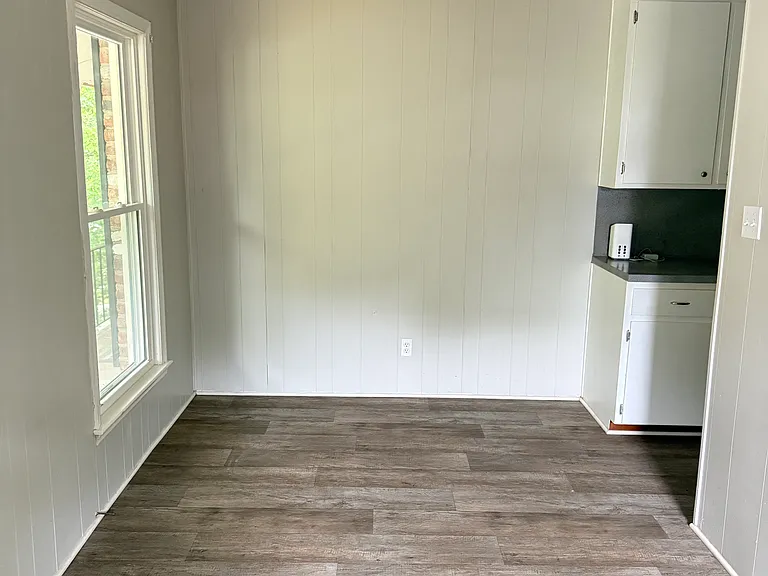 940 Myrtle Rd #4 — Photo 6