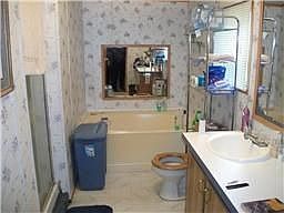 5th image of 11626 Amber Park Dr