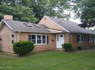 28 Watson Pl, Eatontown, NJ 07724