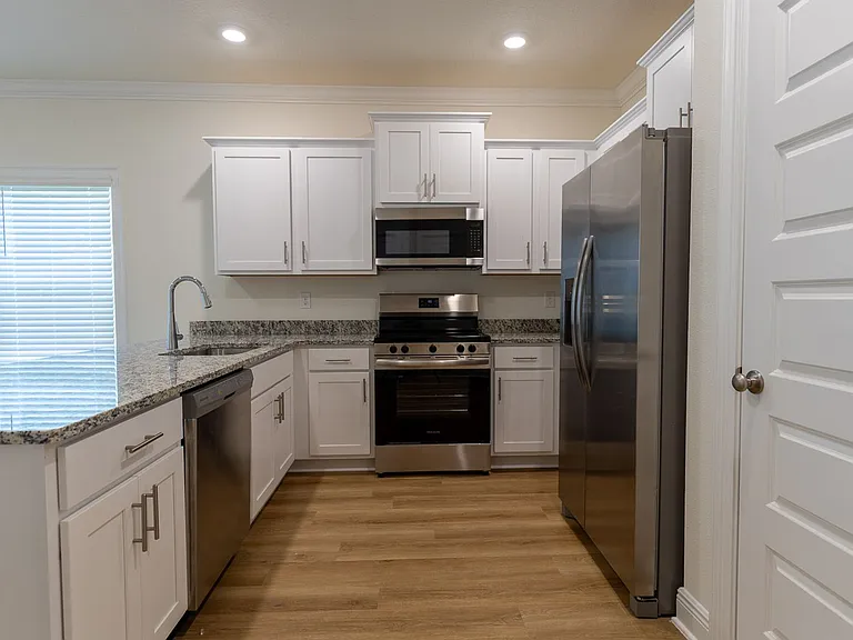 16267 Tigris Dr — Photo 5