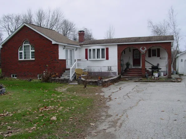 348-350 Lakeview Road, Glenburn, ME 04401