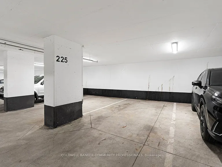 3220 Sheppard Ave E #16 — Photo 33