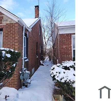 2nd image of 13055 Canonbury St #1