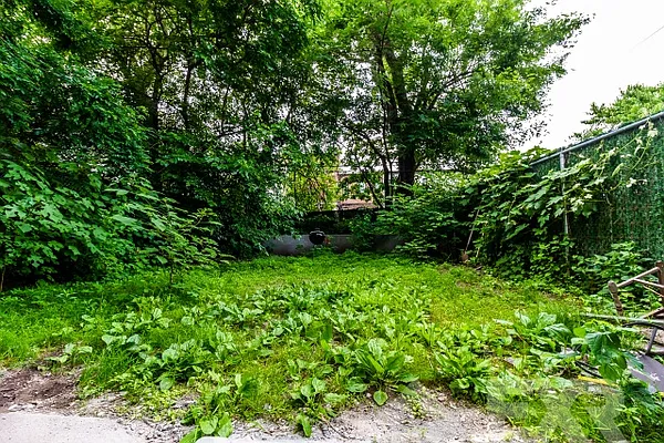 Rented by EXR | media 49