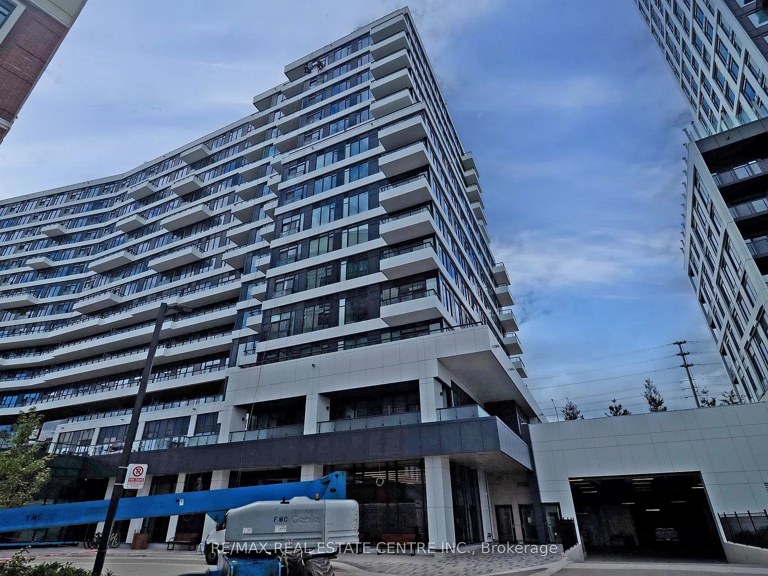 Kith Condos — Photo 2
