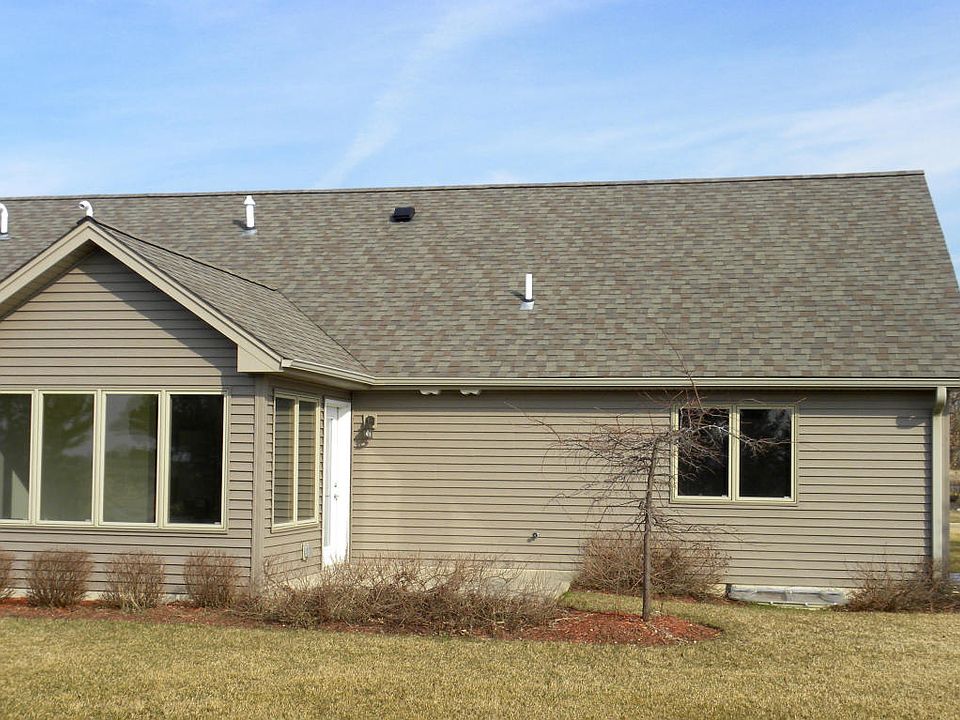 2nd image of 331 Windmill Ln