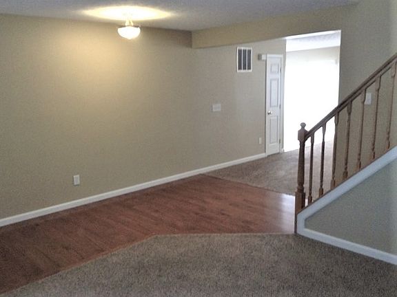 2nd image of 6483 Redmont Ct