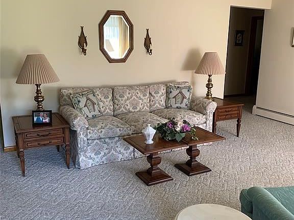 4th image of 701 Imperial Woods Dr