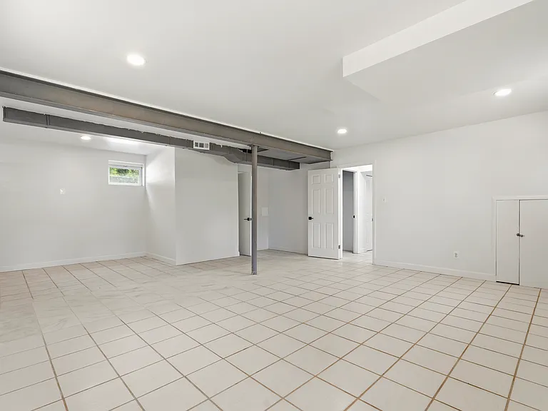 9220 Brian Dr — Photo 40