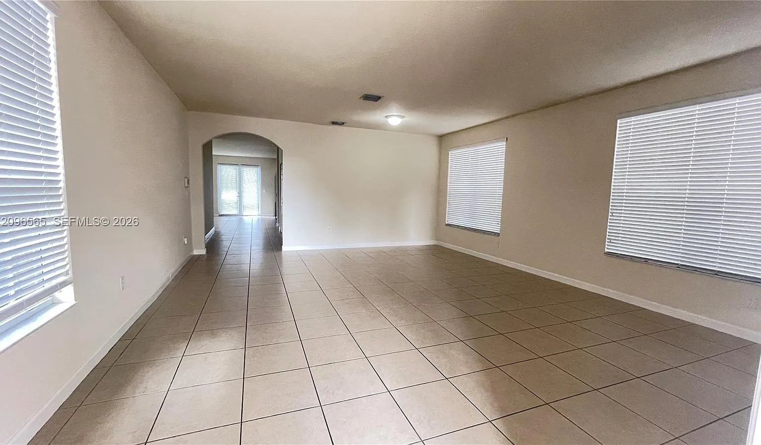 Kendall Commons Residenti — Photo 2
