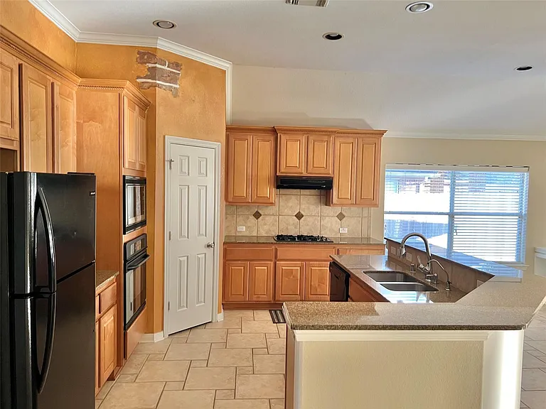 11712 Summer Brook Ct — Photo 17