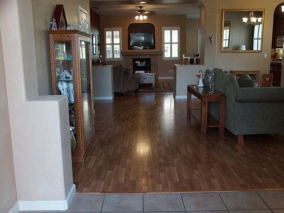 5th image of 300 Lockeford Springs Ct.