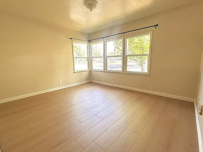 6 Bonita St #10 — Photo 2