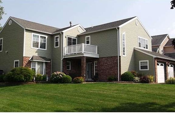 2nd image of 9619 Eden Hall Ln