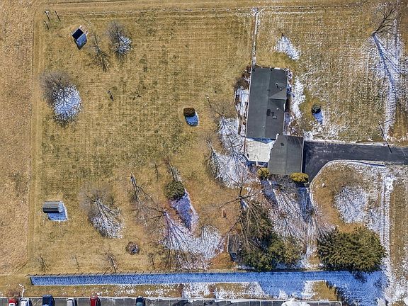 5th image of 619 600th Rd N