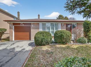 144 Merkley Sq, Toronto, ON M1G 2Y8