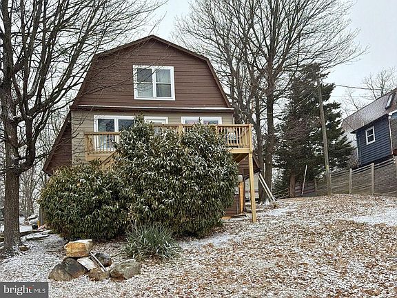 2nd image of 2604 Lookout Rd