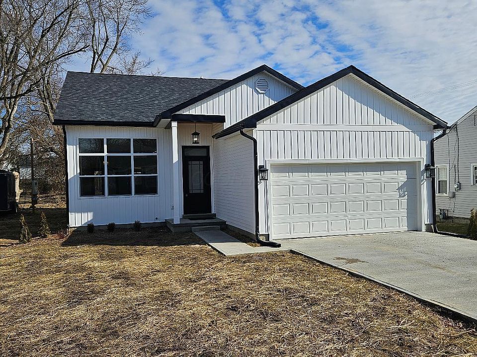 1st image of 726 Briar Ave