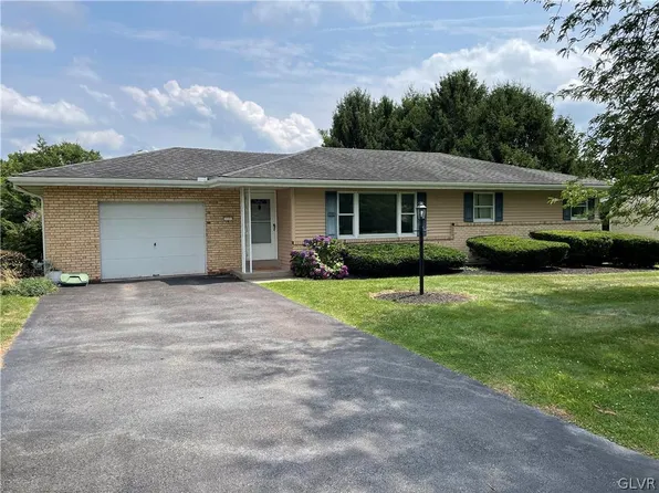 5518 Juniper Ln, Orefield, PA 18069