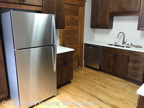 4th image of 1254 Dayton Ave