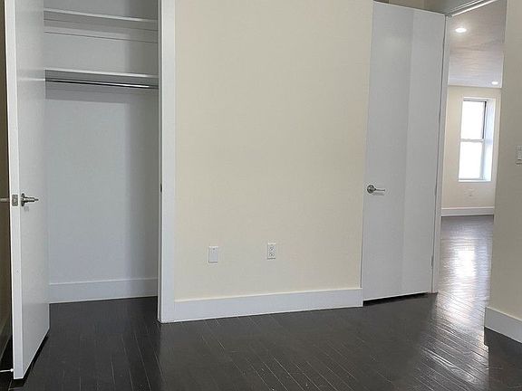 5th image of 400 W 128th St #40B
