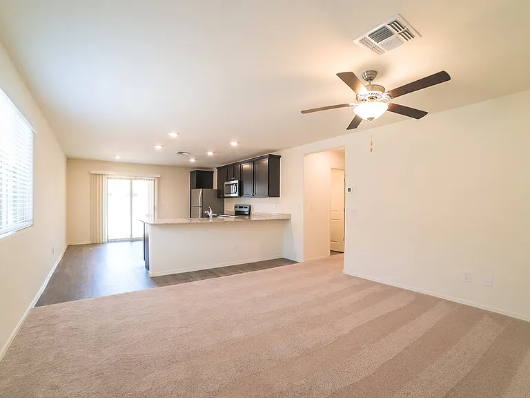 25832 W Samantha Way — Photo 3