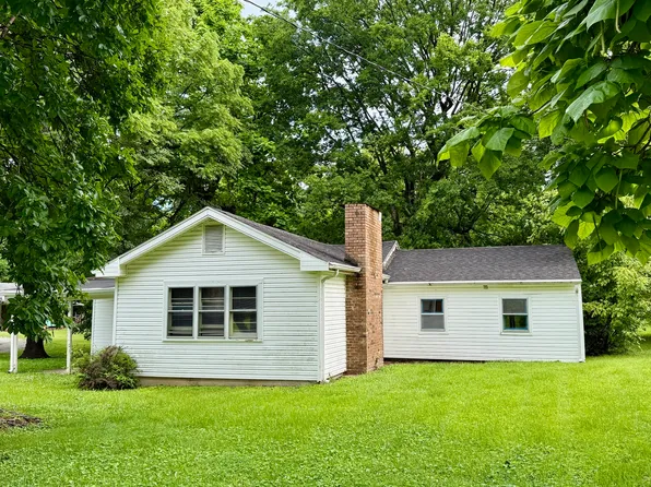 543 Tucker Ln, Metropolis, IL 62960