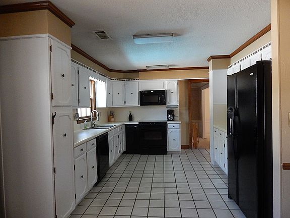 2nd image of 3000 12th Ave E