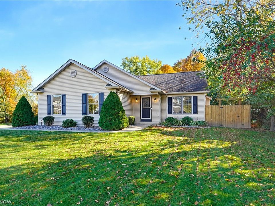1st image of 607 Sparrow Way