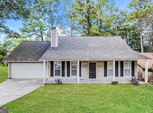 948 Park Forest Dr, Lilburn, GA 30047
