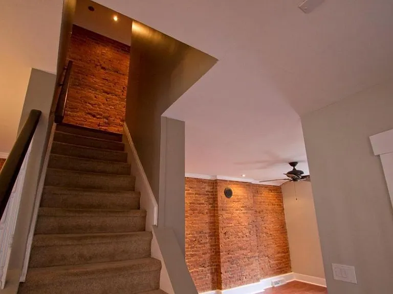 412 W Frederick St — Photo 11