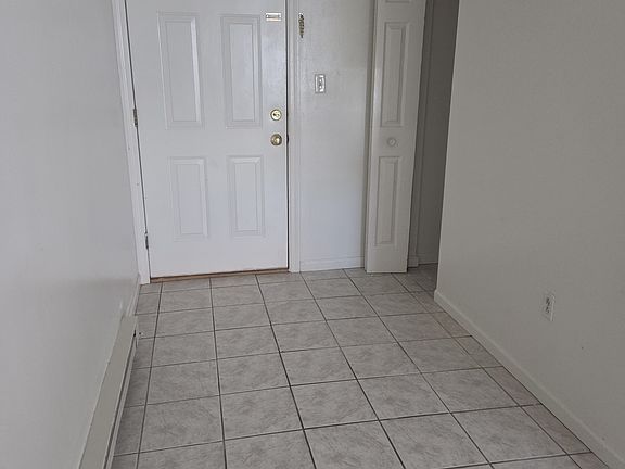 4th image of 143 Main St #2
