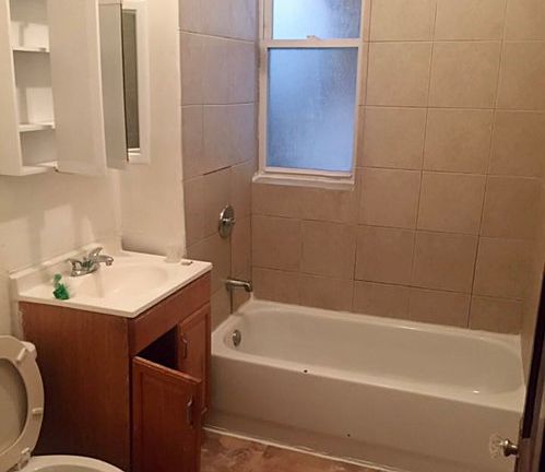 3rd image of 636 N Lavergne Ave