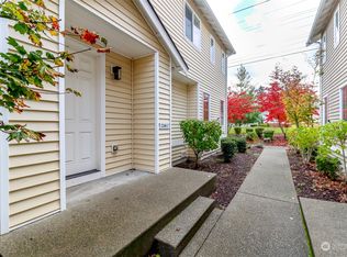 2240 Simmons St UNIT C, Dupont, WA 98327