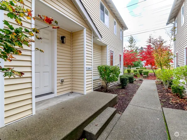 2240 Simmons #C, Dupont, WA 98327