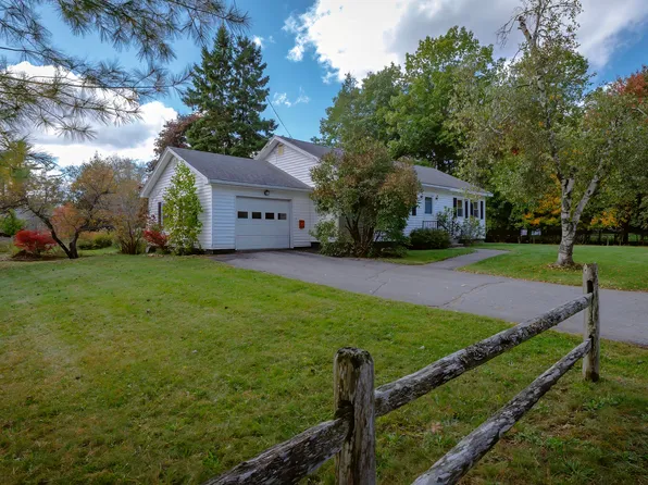 8 Spencer Street, Ellsworth, ME 04605