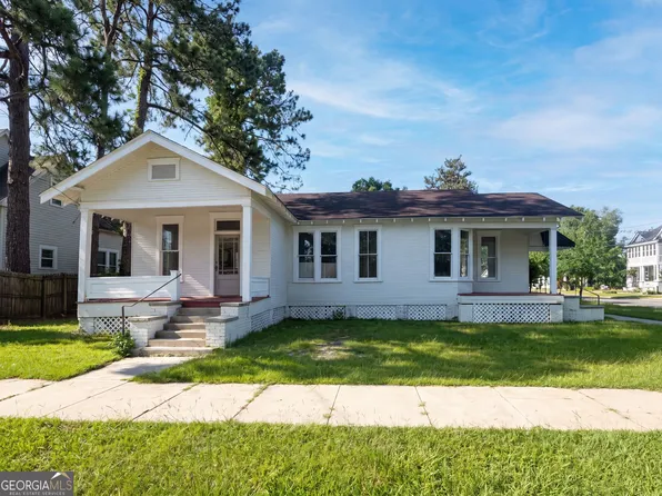 809 Mary St, Waycross, GA 31503