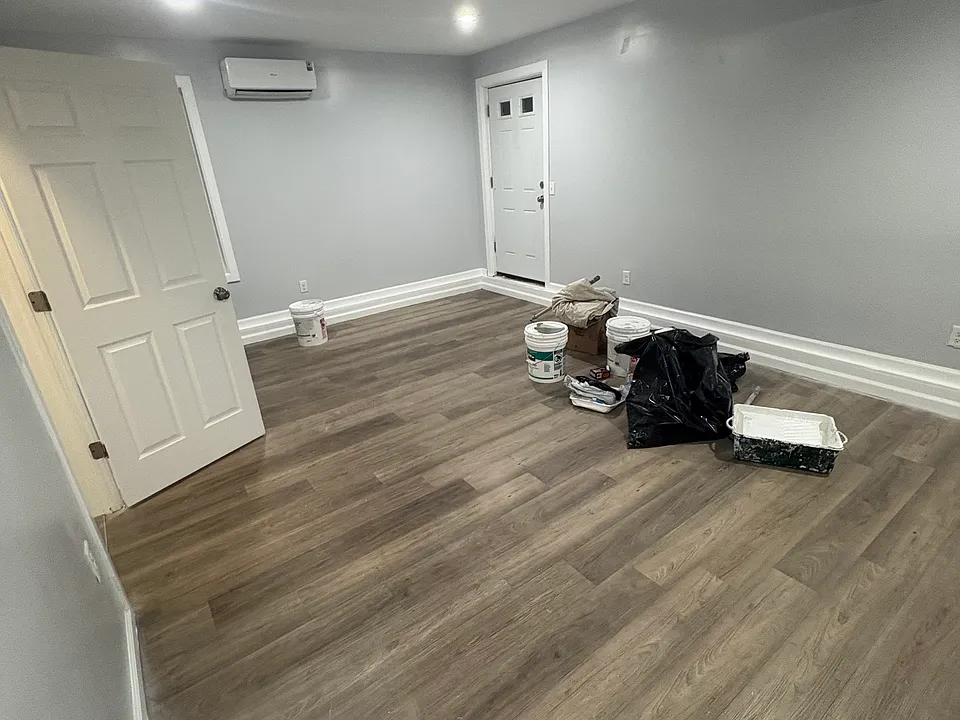 BIG BEDROOM
