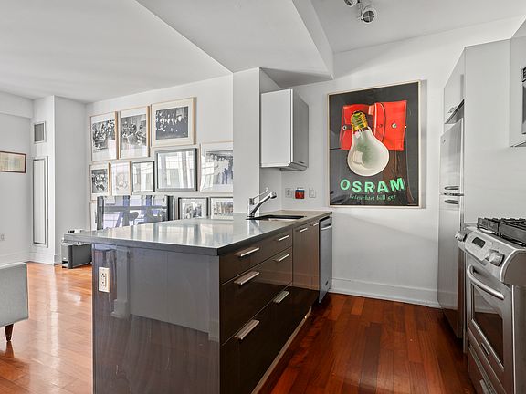5th image of 350 W 42nd St APT 11J