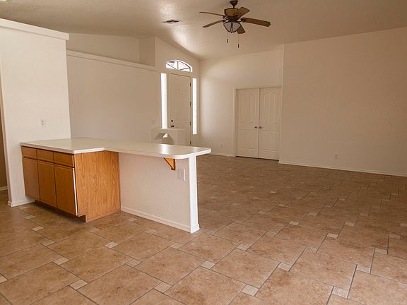 5th image of 3210 Palmtree Dr
