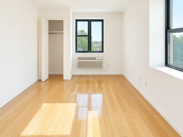 60-70 Woodhaven Boulevard image 11 of 13